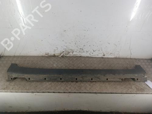 Used Right sideskirt Right sideskirt 38080721 38080721