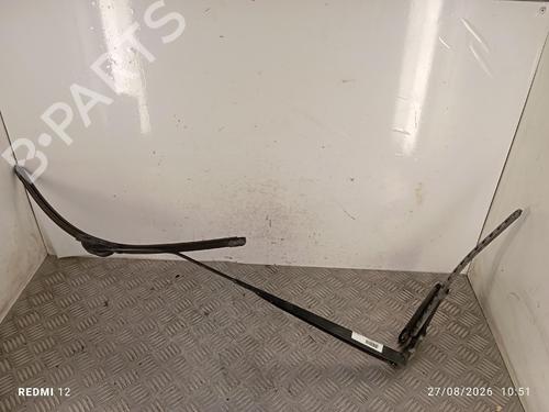 front-windshield-wiper-arm-renault-scenic-ii-jm01_-2003-2004-2005-2006-2007-2008-2009-2010-38597071 main image