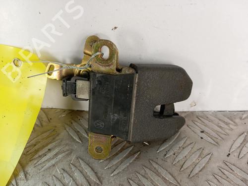 Used Tailgate lock VW PASSAT B5 (3B2) 2.5 TDI (150 hp) 32516681