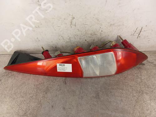 Used Right taillight FORD MONDEO III Turnier (BWY) 2.0 16V TDDi / TDCi (115 hp) 30014249