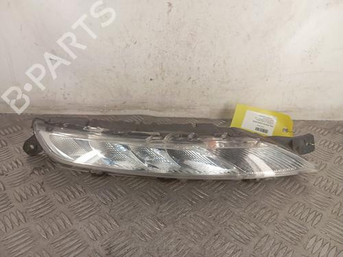 Used Right daytime light CITROËN C4 Picasso II 1.6 HDi / BlueHDi 115 (115 hp) 32134165