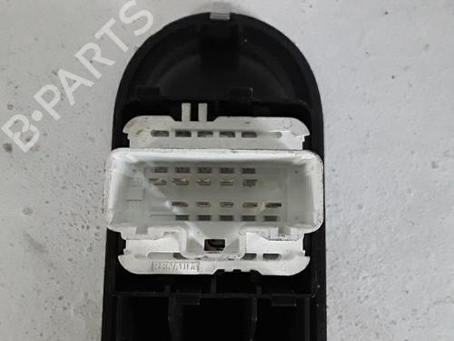 Used Left front window switch Left front window switch RENAULT CLIO III (BR0/1, CR0/1) 1.5 dCi (BR17, CR17) (86 hp) 30021842 30021842