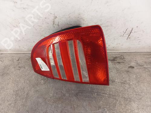 Used Right taillight SKODA SUPERB I (3U4) 2.5 TDI (155 hp) 30019861