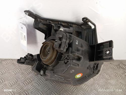 left-headlight-nissan-juke-f15-2010-2011-2012-2013-2014-2015-2016-2017-2018-2019-36055358 main image