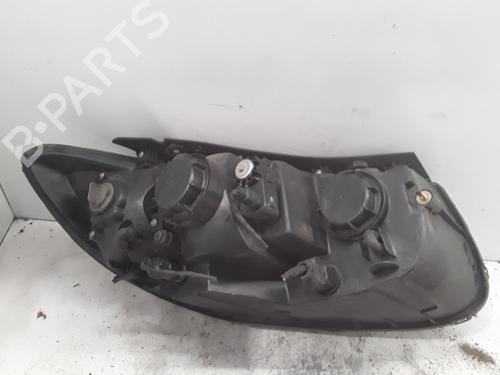 Left headlight HYUNDAI SANTA FÉ II (CM) 2.2 CRDi GLS 4x4 | BP30010857C28