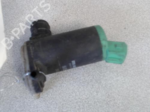 Ruitensproeierpomp PEUGEOT 206 Hatchback (2A/C) 1.4 i (75 hp) 30016970