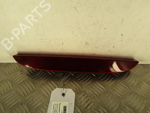 Troisième feu stop RENAULT CLIO II (BB_, CB_) 1.5 dCi (B/C2J) (68 hp) 30011701