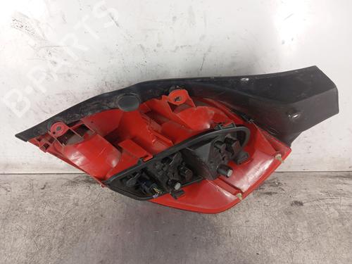 Piloto trasero izquierdo RENAULT CLIO III (BR0/1, CR0/1) 1.5 dCi (BR17, CR17) | BP30008318C34 