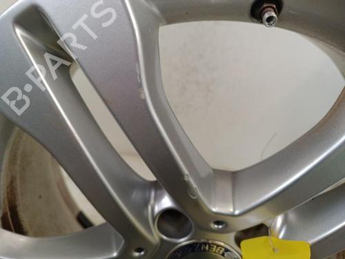 Used Rim MERCEDES-BENZ GLA-CLASS (X156) GLA 200 CDI / d (156.908) (136 hp) 30024711