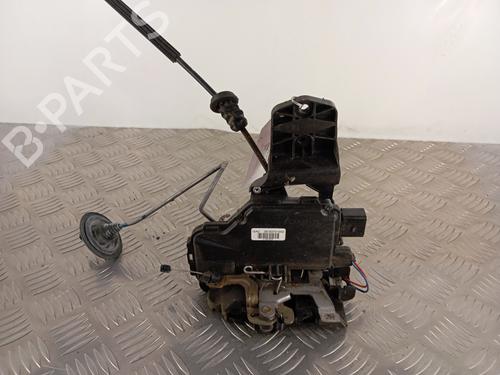 Cerradura puerta delantera derecha VW GOLF IV (1J1) 1.9 TDI (90 hp) 30008037