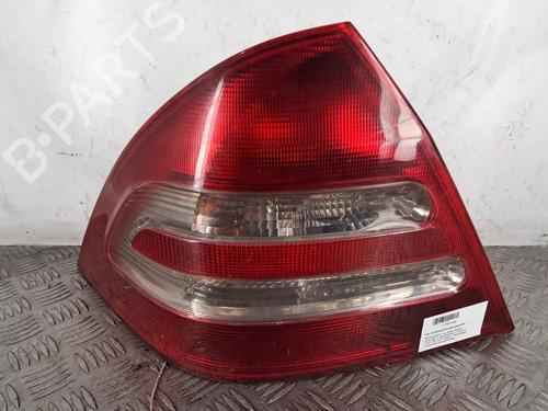 Used Left taillight MERCEDES-BENZ C-CLASS (W203) C 270 CDI (203.016) (170 hp) 30847523