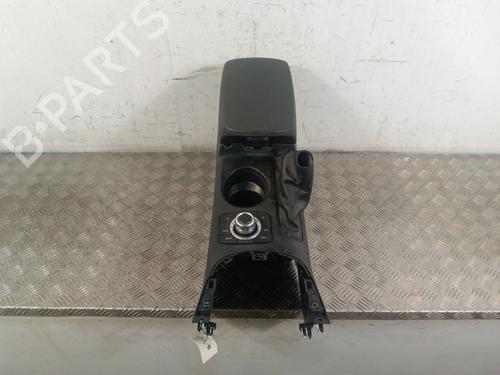 Used Middle console MAZDA CX-5 (KE, GH) 2.2 D (KE2FW) (150 hp) 30010979