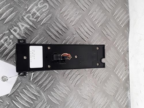 Used Left front window switch Left front window switch FORD FOCUS II (DA_, HCP, DP) 1.6 (100 hp) 30023002 30023002