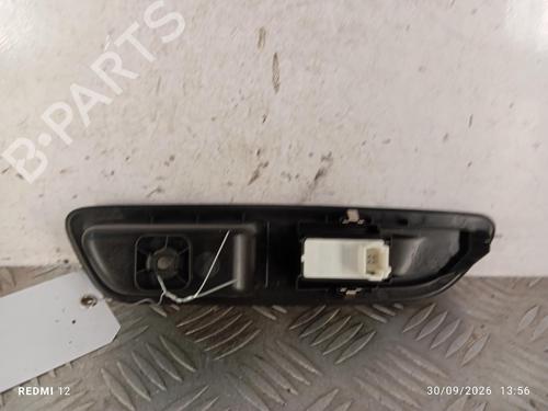 Used Right rear window switch Right rear window switch 39585306 39585306