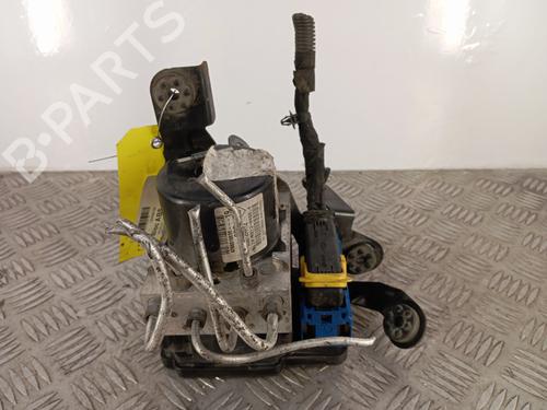 Used ABS pump RENAULT MEGANE III Grandtour (KZ0/1) 1.5 dCi (KZ09, KZ0D, KZ1G, KZ29, KZ14, KZ1W, KZ10, KZ1F,... (110 hp) 32366134