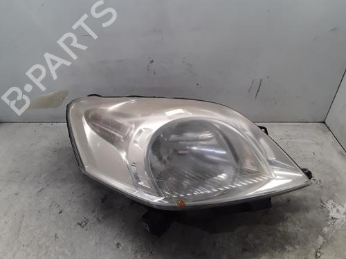 Used Right headlight FIAT QUBO (225_) 1.3 D Multijet (225CXB1A, 225AXB1A, 225CXB11, 225AXB11,... (75 hp) 30025799