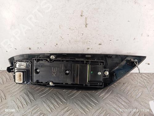Left front window switch TOYOTA YARIS (_P21_, _PA1_, _PH1_) 1.5 Hybrid (MXPH10, MXPH11) | BP37740849I27 - Image 2