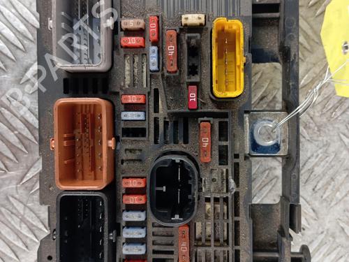 fuse-box-citroen-c4-grand-picasso-i-ua_-2006-2007-2008-2009-2010-2011-2012-2013-32093869 main image