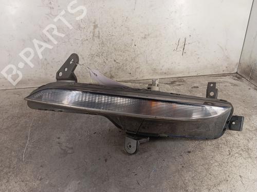 Høyre posisjonslys RENAULT MEGANE IV Hatchback (B9A/M/N_) 1.5 dCi 110 (B9A3) (110 hp) 30012552