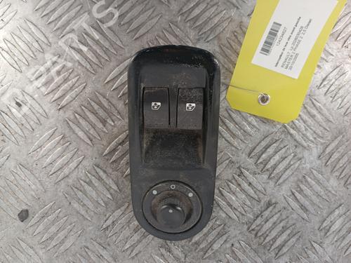 Used Left front window switch Left front window switch RENAULT MASTER II Van (FD) 2.5 dCi 120 (FD0M, FD0U, FD0W, FD2M, FD2W, FD3M, FD3U,... (115 hp) 34108032 34108032