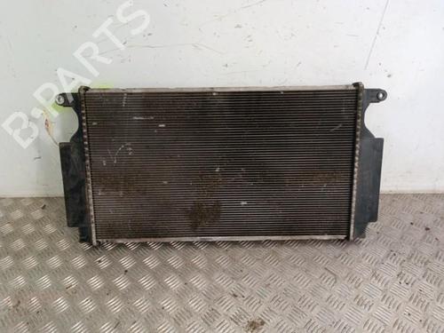 Used Water radiator Water radiator TOYOTA AURIS (_E18_) 2.0 D-4D (ADE186_, ADE186R) (124 hp) 30013567 30013567