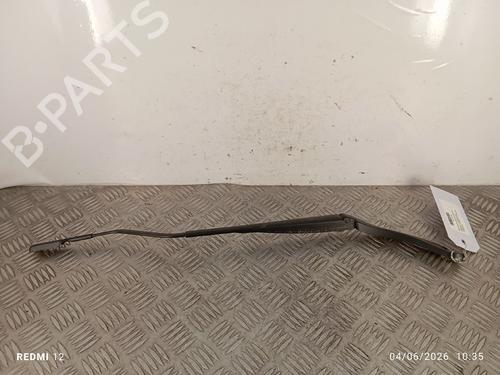 front-windshield-wiper-arm-renault-captur-i-j5_-h5_-2013-36336929 main image