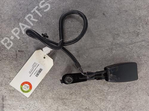 Used Seat buckle HYUNDAI i20 I (PB, PBT) 1.2 (86 hp) 30025563