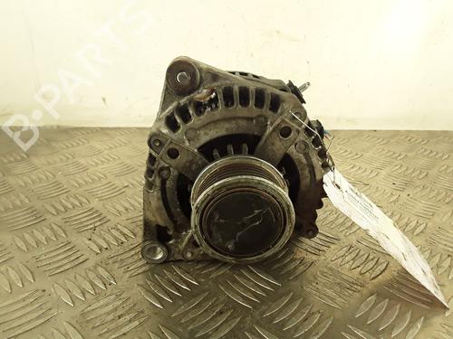 Used Alternator TOYOTA YARIS (_P9_) 1.4 D-4D (NLP90_, NLP90R) (90 hp) 30012100