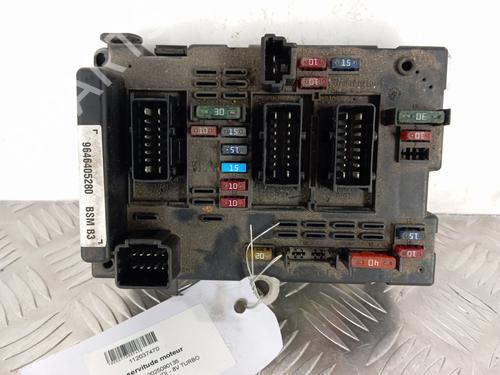 Used Fuse box PEUGEOT 307 (3A/C) 2.0 HDi 110 (107 hp) 30023076