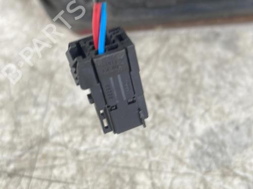 Used Right tailgate light Right tailgate light PEUGEOT 308 II (LB_, LP_, LW_, LH_, L3_) 1.6 HDi / BlueHDi 115 (115 hp) 33693569 33693569