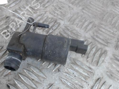 Used Washer pump Washer pump RENAULT MASTER II Van (FD) 2.5 dCi (FD02) (101 hp) 30016989 30016989