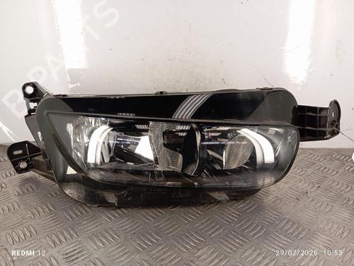 right-headlight-citroen-c4-grand-picasso-ii-da_-de_-2013-37866867 main image