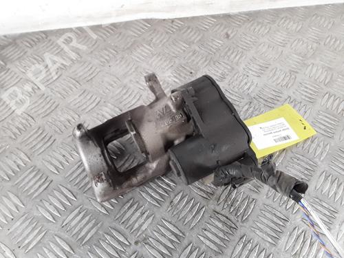 Used Left rear brake caliper Left rear brake caliper PEUGEOT 308 III (FB_, FH_, FP_, F3_, FM_) Hybrid 180 (F3DGXT, F3DGMH) (181 hp) 30930015 30930015