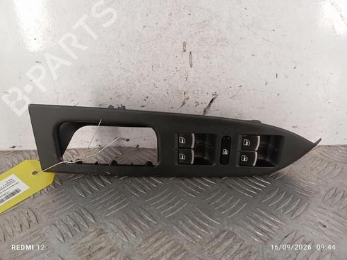 Left front window switch VW TOURAN (1T3) 1.6 TDI | BP39138442I27 - Image 2