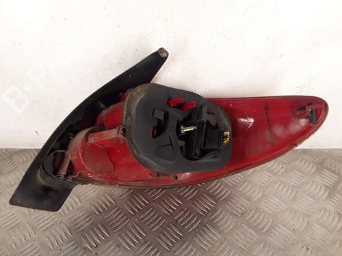 Left taillight PEUGEOT 206 Hatchback (2A/C) 1.4 HDi eco 70 | BP30126200C34