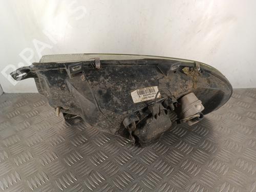Used Right headlight Right headlight RENAULT MASTER II Van (FD) 2.5 D (FD0A, FD0E, FD2E, FD3E) (80 hp) 30328357 30328357