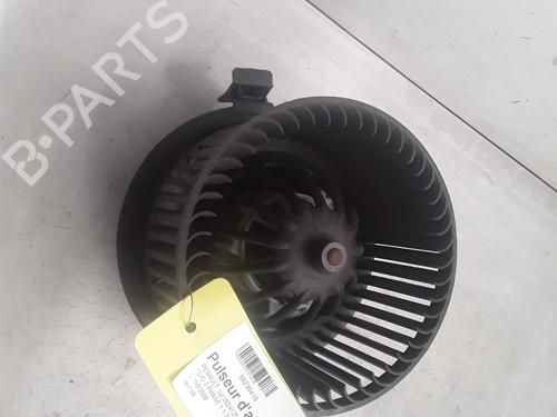 Moteur de chauffage RENAULT CLIO III (BR0/1, CR0/1) 1.2 16V (BR02, BR0J, BR11, CR02, CR0J, CR11) (75 hp) 30025972