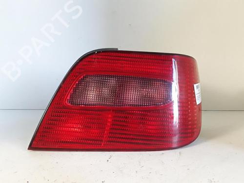 Used Right taillight CITROËN XSARA (N1) 1.4 i (75 hp) 30027121