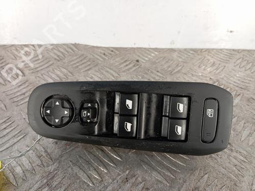 Used Left front window switch Left front window switch PEUGEOT 308 SW II (LC_, LJ_, LR_, LX_, L4_) 2.0 BlueHDi 150 (150 hp) 33693515 33693515
