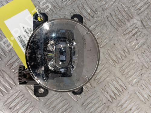 Feu de brouillard avant gauche PEUGEOT 5008 II (MC_, MJ_, MR_, M4_) 2.0 BlueHDi 180 (MJEHZW, MJEHZR, MJEHZP) (177 hp) 32136565
