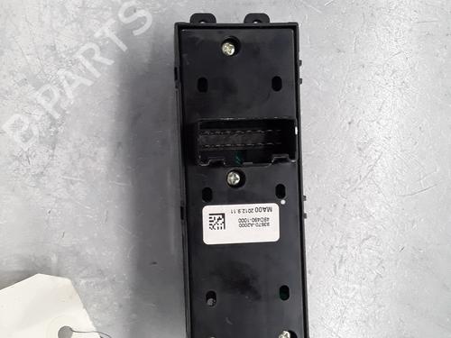 Used Left front window switch Left front window switch KIA CEE'D (JD) 1.6 GDI (135 hp) 30010791 30010791