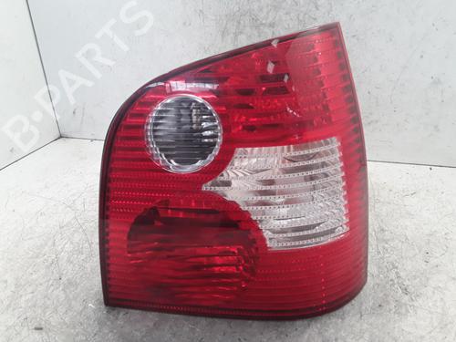 Højre baglygte VW POLO IV (9N_, 9A_) 1.2 (54 hp) 30024223