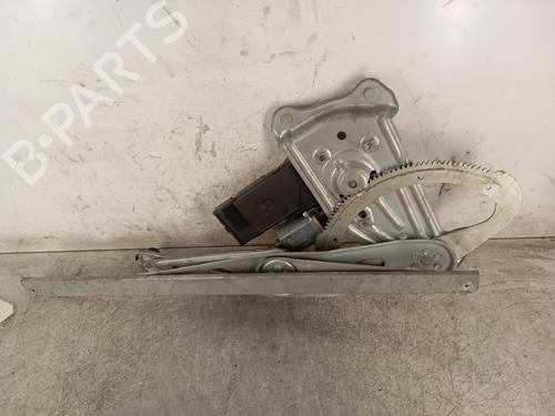 Lève-vitre avant gauche RENAULT MEGANE III Hatchback (BZ0/1_, B3_) 1.5 dCi (BZ09, BZ0D, BZ1W, BZ29, BZ14) (110 hp) 30025231
