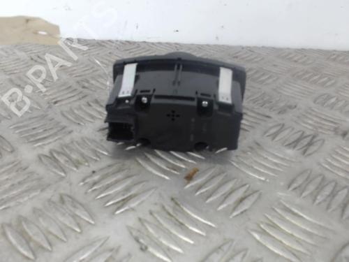 Used Headlight switch Headlight switch FORD FOCUS III 1.6 TDCi (115 hp) 30016944 30016944
