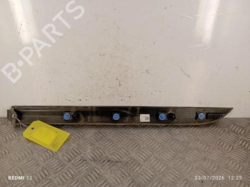 door-moulding-trim-renault-clio-v-b7_-2019-37740775 main image