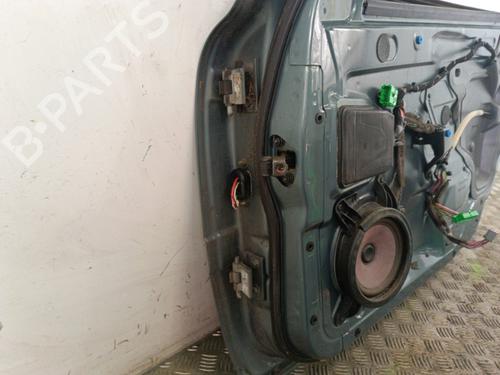 Right front door VOLVO V70 II (285) D5 | BP30018571C3