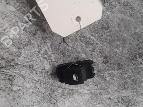 Right front window switch CITROËN C4 CACTUS 1.2 THP 110 | BP30009606I26 
