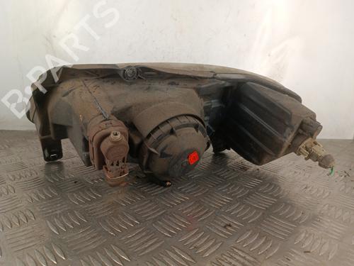 Used Right headlight Right headlight PEUGEOT 106 II (1A_, 1C_) 1.1 i (60 hp) 30019630 30019630