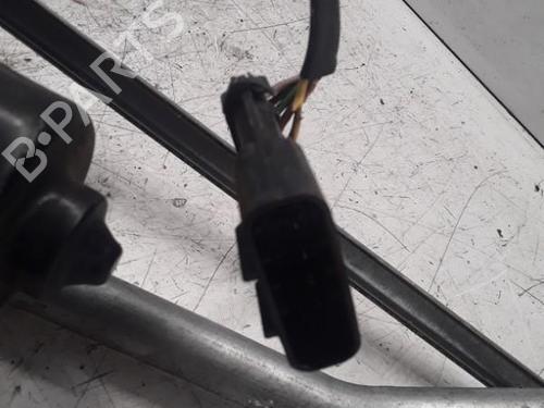 Used Front wiper motor OPEL ZAFIRA A MPV (T98) 1.6 16V (F75) (101 hp) 30013847