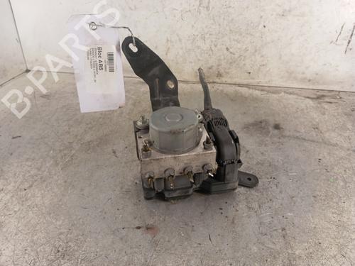 Used ABS pump RENAULT KANGOO Express (FW0/1_) 1.5 dCi 90 (FW0G, FW05, FW08, FW11) (90 hp) 30017518